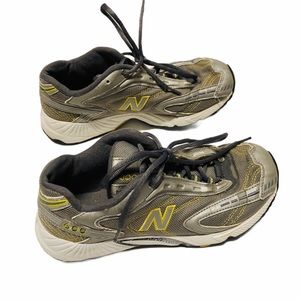 New Balance 600 Women’s Size 8